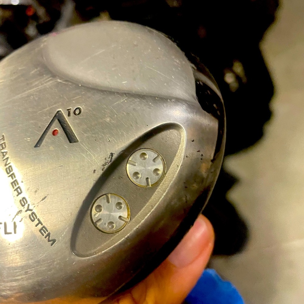 Woman’s golf club Maxfli 10 transfer system in left handed